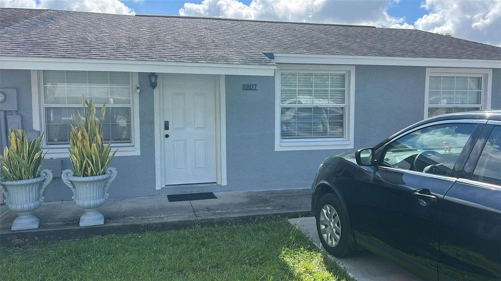 8807 PLUM GROVE COURT, Tampa, FL 33634