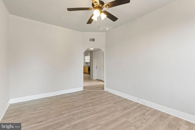 3003 CLIFTON AVE, Baltimore, MD 21216