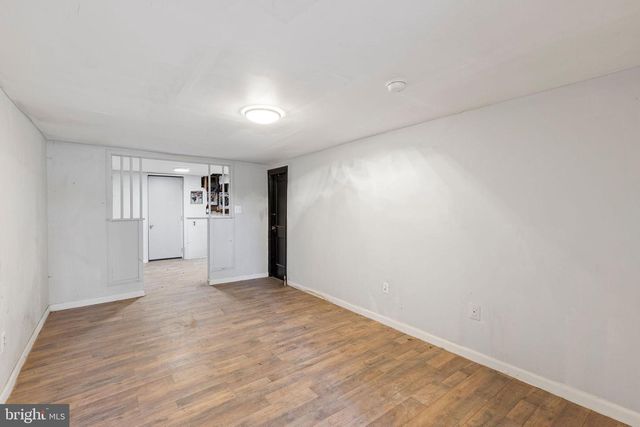 3003 CLIFTON AVE, Baltimore, MD 21216