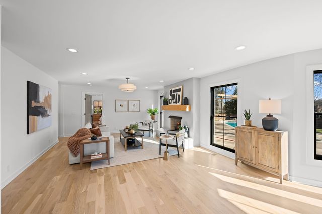 1226 Knox Valley Dr, Brentwood, TN 37027