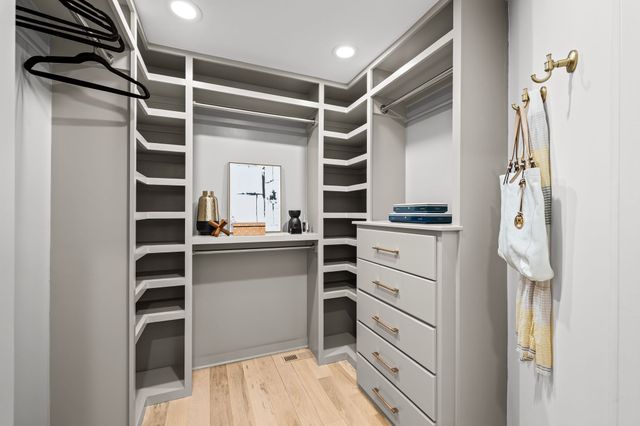 1226 Knox Valley Dr, Brentwood, TN 37027