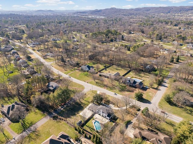 1226 Knox Valley Dr, Brentwood, TN 37027