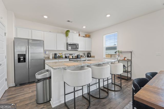 249 Friendship Oak Way, Hampton, GA 30228