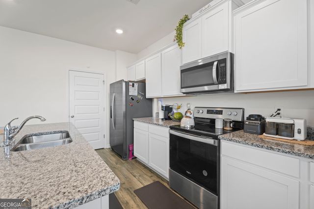 249 Friendship Oak Way, Hampton, GA 30228