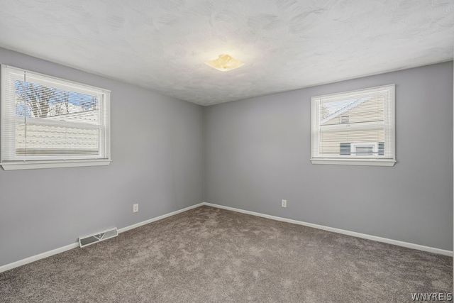 1452 Sherwood Avenue, North Tonawanda, NY 14120