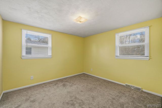 1452 Sherwood Avenue, North Tonawanda, NY 14120