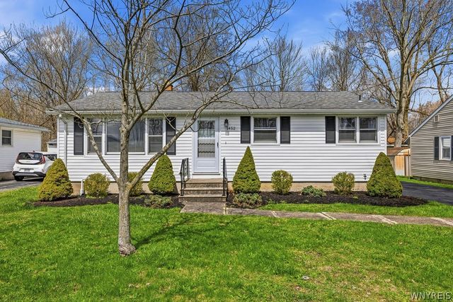 1452 Sherwood Avenue, North Tonawanda, NY 14120