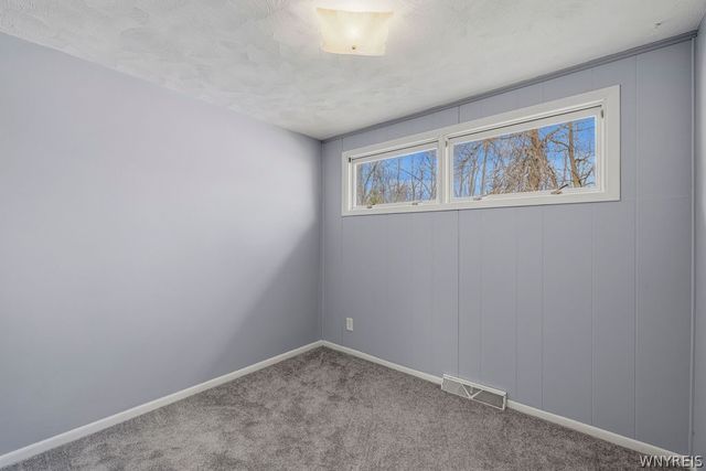 1452 Sherwood Avenue, North Tonawanda, NY 14120
