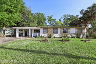 6611 ROMILLY Drive, Jacksonville, FL 32210