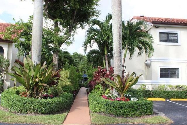 10804 BAHAMA PALM Way 102, Boynton Beach, FL 33437