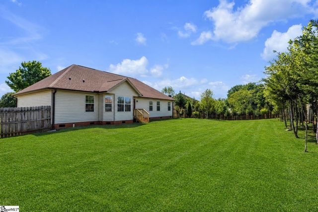 42 Summer Rose Court, Greer, SC 29651