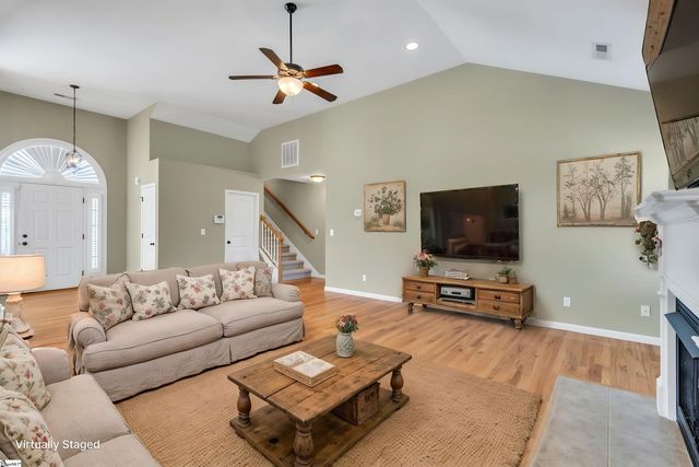 42 Summer Rose Court, Greer, SC 29651