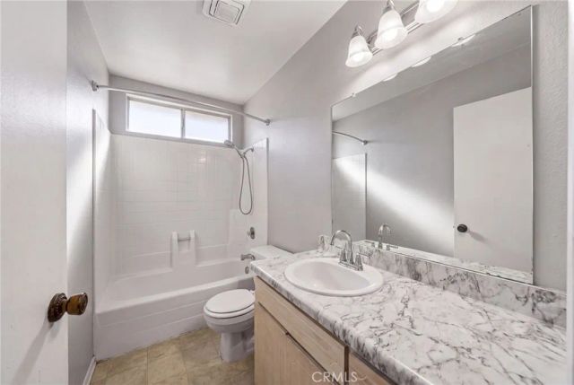 481 D, Upland, CA 91786