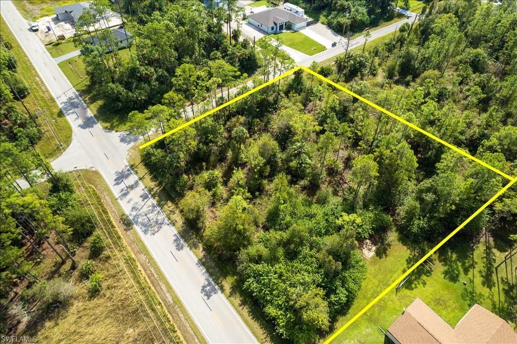 601 W 10th ST, LEHIGH ACRES, FL 33972 — photo 3
