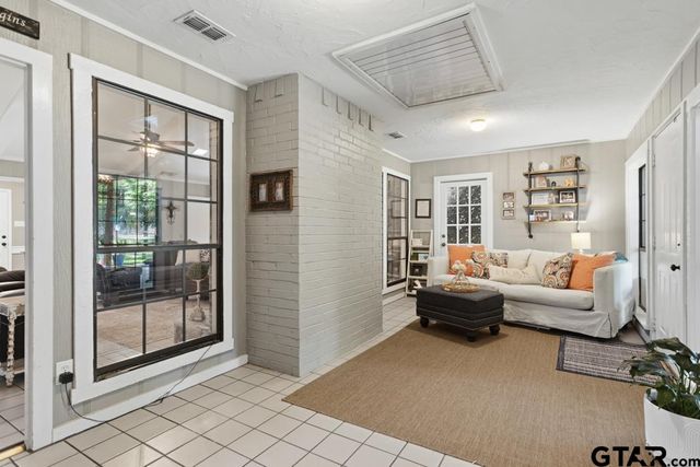 15428 Charlotte Ann Lane, Tyler, TX 75707