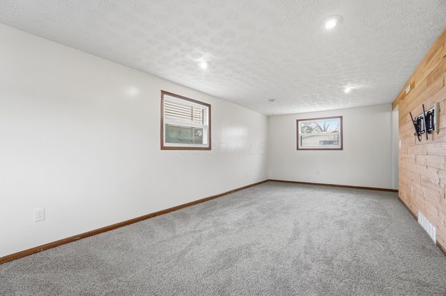 3309 Parklane Avenue, Columbus, OH 43231