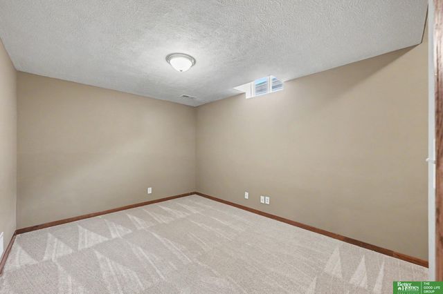 20203 Crystal Avenue, Gretna, NE 68028