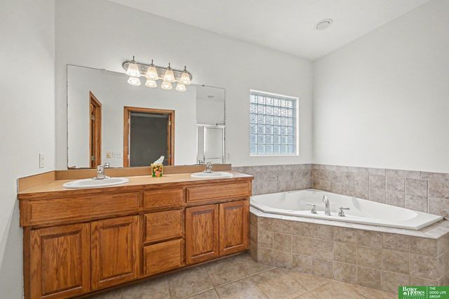 20203 Crystal Avenue, Gretna, NE 68028
