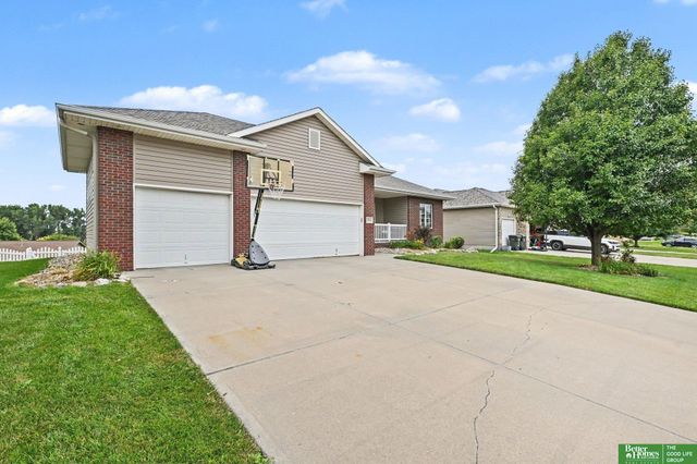 20203 Crystal Avenue, Gretna, NE 68028