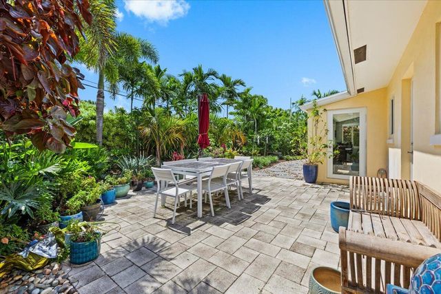 4410 NE 17TH Avenue, Oakland Park, FL 33334