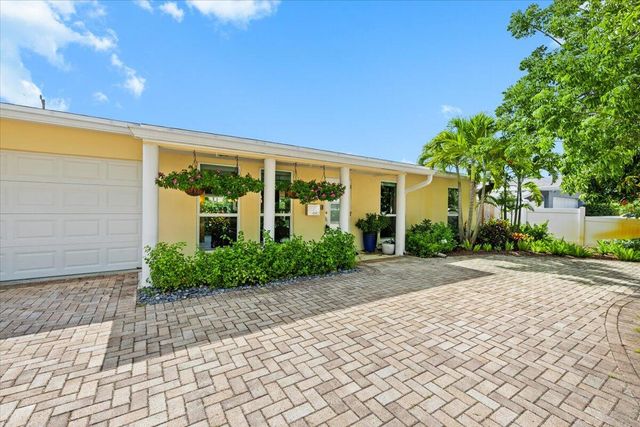 4410 NE 17TH Avenue, Oakland Park, FL 33334