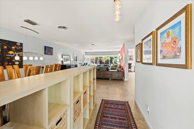 4410 NE 17TH Avenue, Oakland Park, FL 33334