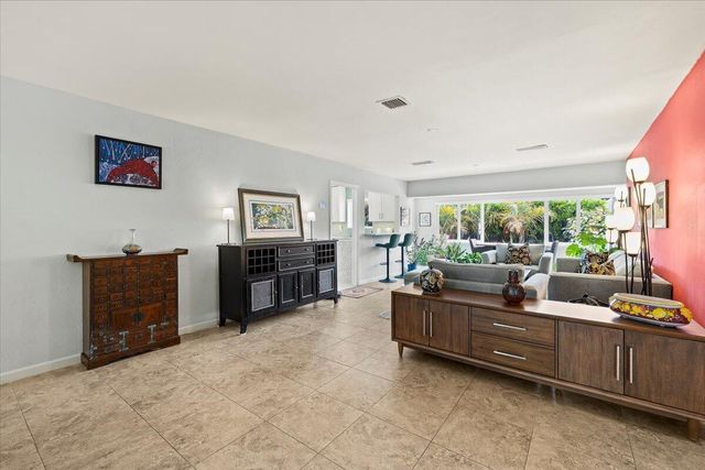 4410 NE 17TH Avenue, Oakland Park, FL 33334