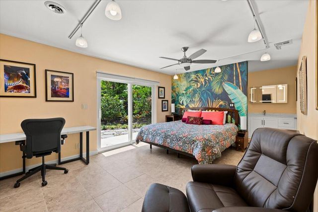 4410 NE 17TH Avenue, Oakland Park, FL 33334