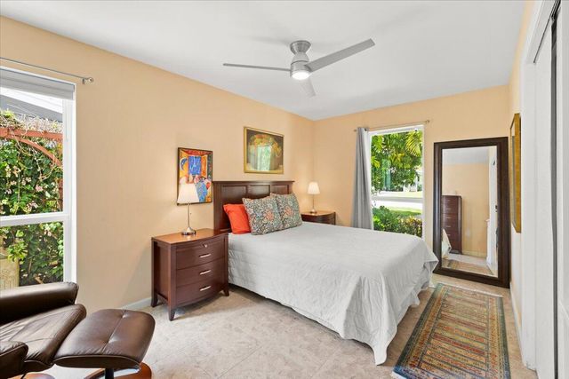 4410 NE 17TH Avenue, Oakland Park, FL 33334
