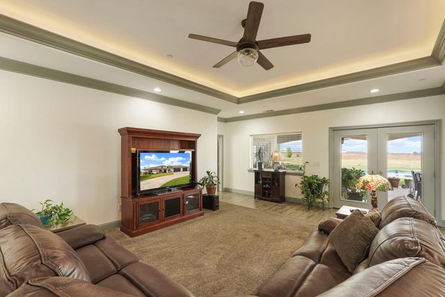 4184 Gemstone Dr, Acampo, CA 95220
