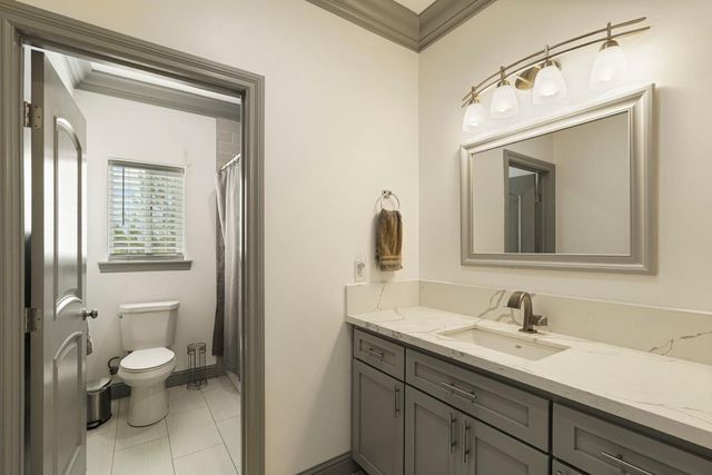 4184 Gemstone Dr, Acampo, CA 95220