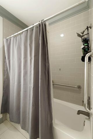 4184 Gemstone Dr, Acampo, CA 95220