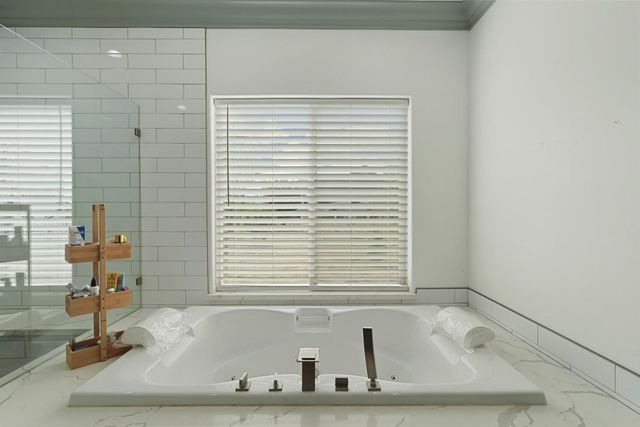 4184 Gemstone Dr, Acampo, CA 95220