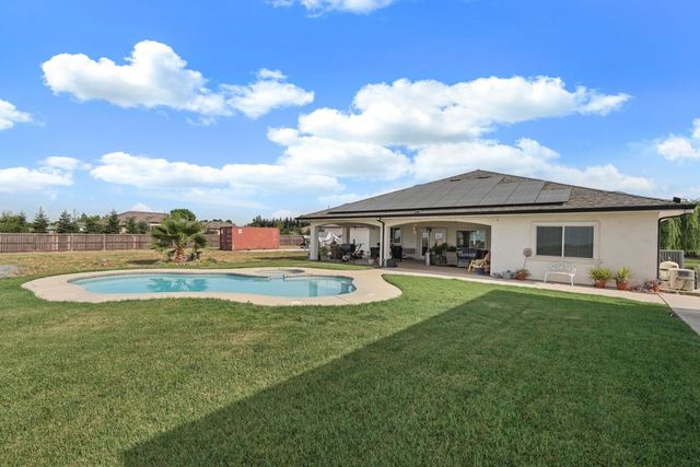 4184 Gemstone Dr, Acampo, CA 95220