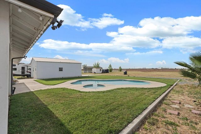 4184 Gemstone Dr, Acampo, CA 95220