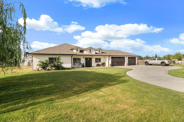 4184 Gemstone Dr, Acampo, CA 95220