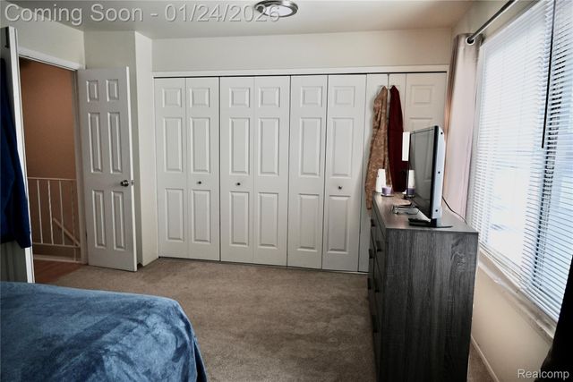 16285 Raleigh Square Drive, Southgate, MI 48195