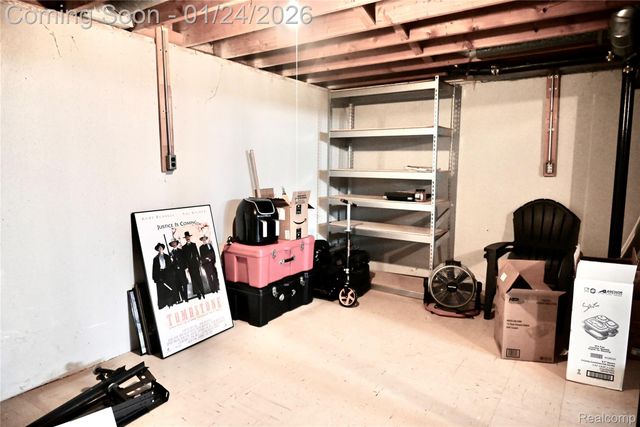 16285 Raleigh Square Drive, Southgate, MI 48195