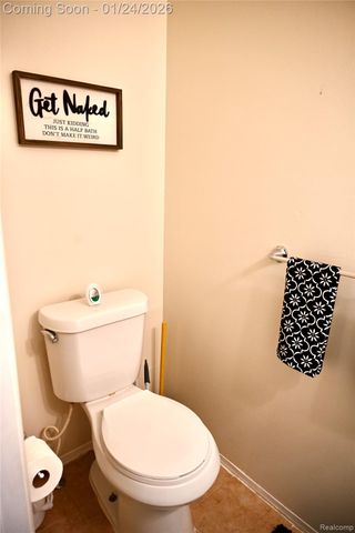 16285 Raleigh Square Drive, Southgate, MI 48195