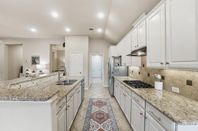 26925 Merlot River Drive, Kingwood, TX 77339