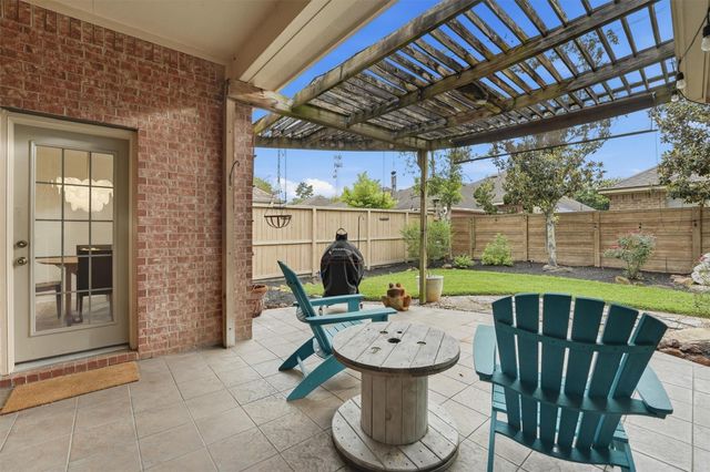 26925 Merlot River Drive, Kingwood, TX 77339