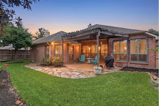 26925 Merlot River Drive, Kingwood, TX 77339