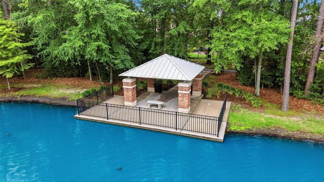 26925 Merlot River Drive, Kingwood, TX 77339