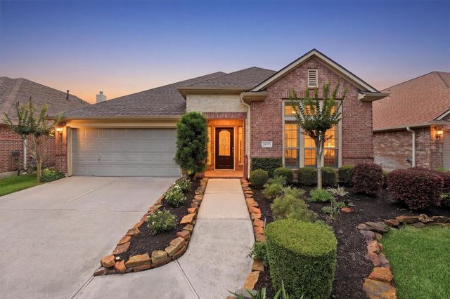 26925 Merlot River Drive, Kingwood, TX 77339