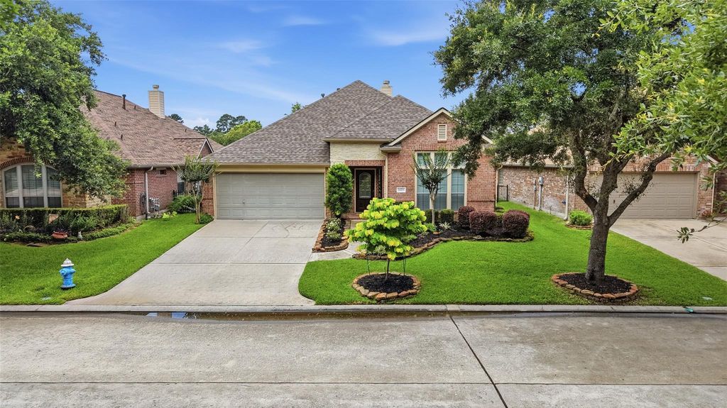 26925 Merlot River Drive, Kingwood, TX 77339