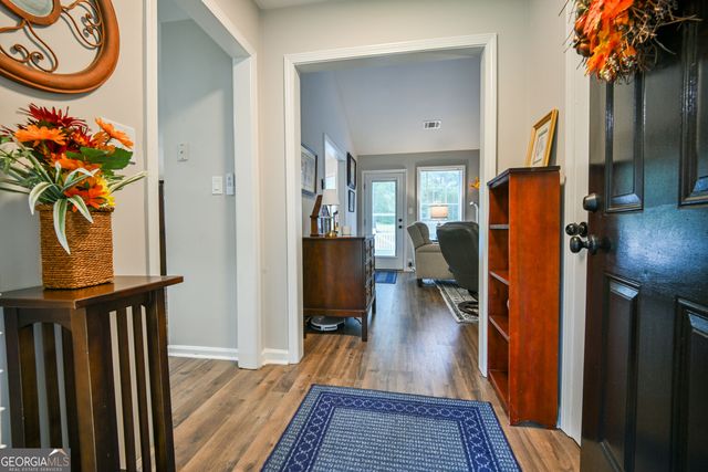 405 Jordan Lane, Locust Grove, GA 30248