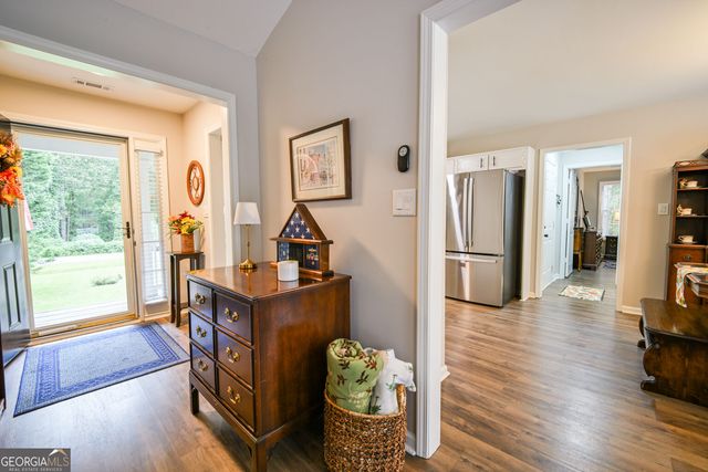 405 Jordan Lane, Locust Grove, GA 30248