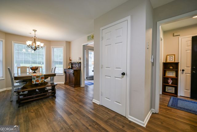 405 Jordan Lane, Locust Grove, GA 30248