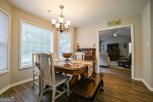 405 Jordan Lane, Locust Grove, GA 30248