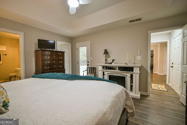 405 Jordan Lane, Locust Grove, GA 30248